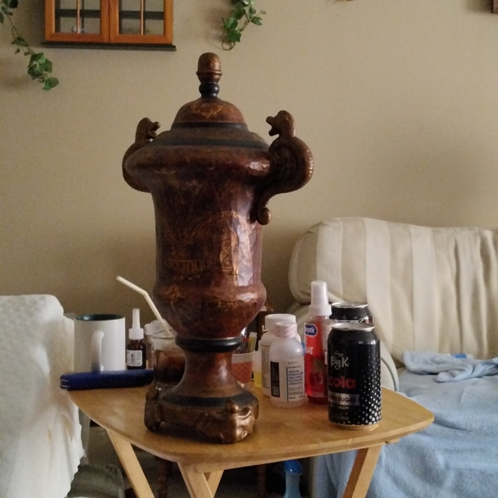 Vase - Picture 2 of 2